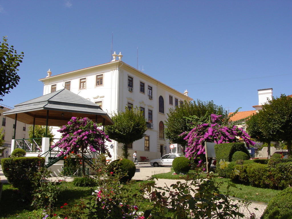 Hotel Rota Malhoa Figueiro Dos Vinhos Buitenkant foto