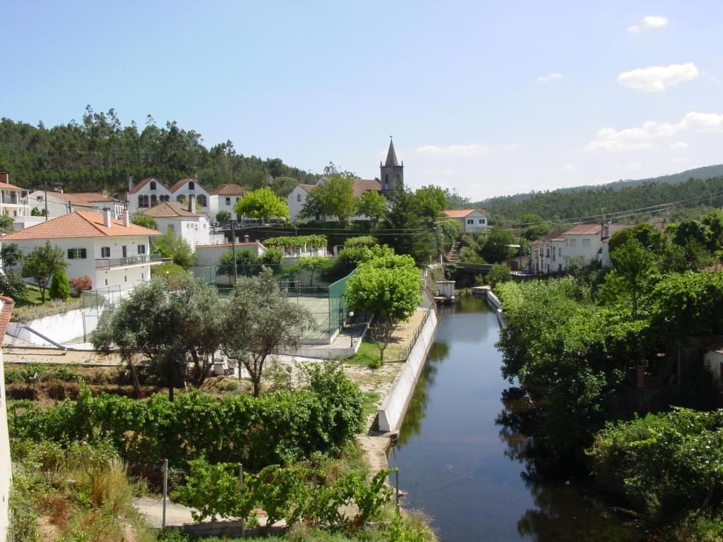 Hotel Rota Malhoa Figueiro Dos Vinhos Buitenkant foto