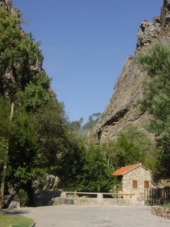 Hotel Rota Malhoa Figueiro Dos Vinhos Buitenkant foto